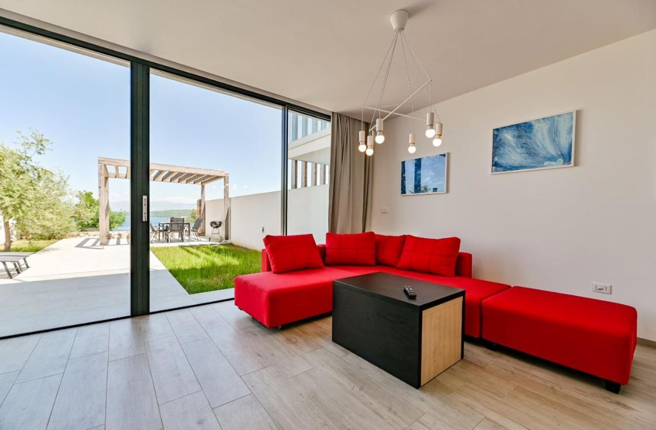 Apartment Flori With Sea View Malinska Zewnętrze zdjęcie